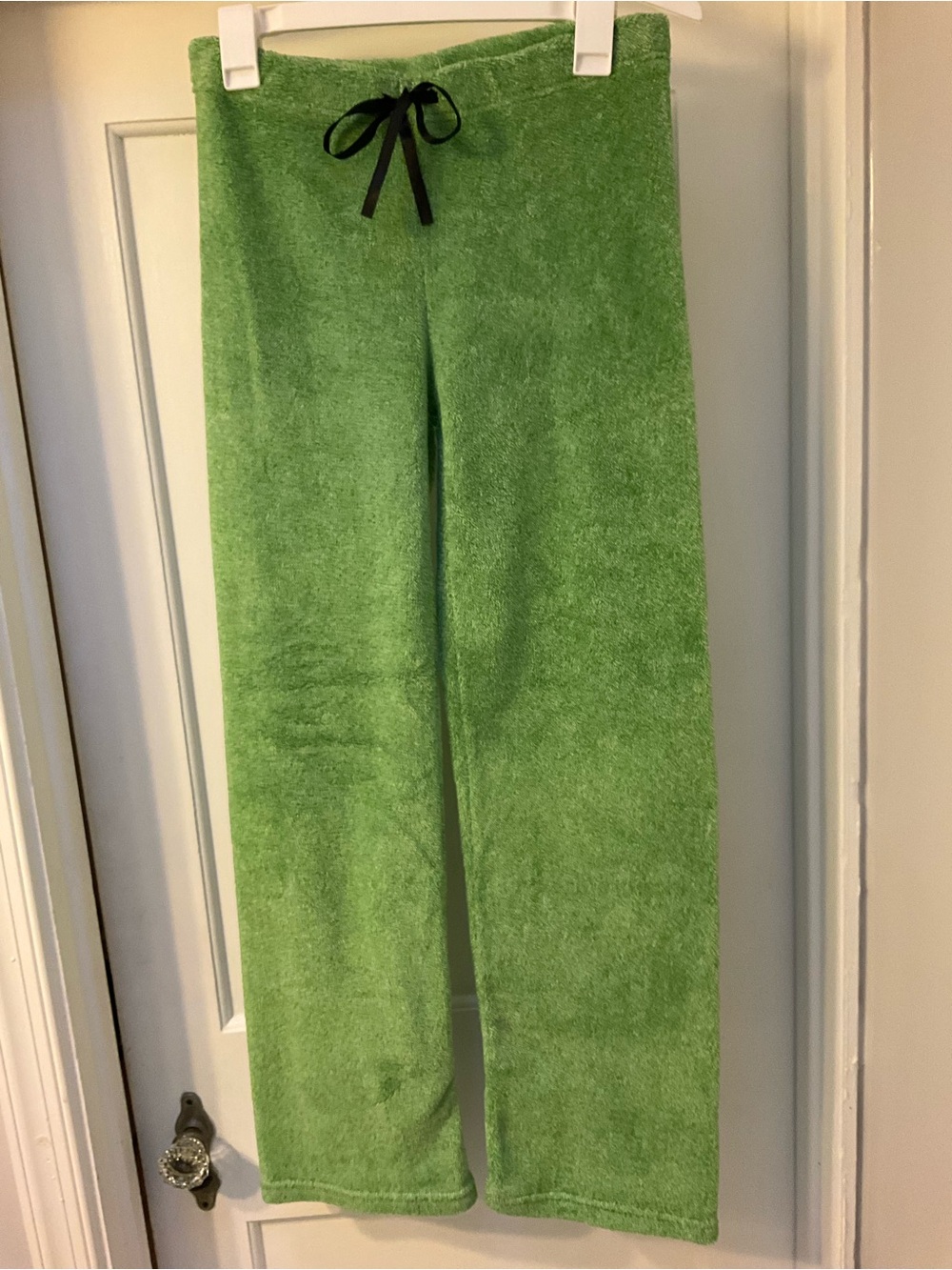 Cozy Women's Green Plush Track Pants with Drawstring Waist